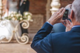 Consider having an unplugged wedding